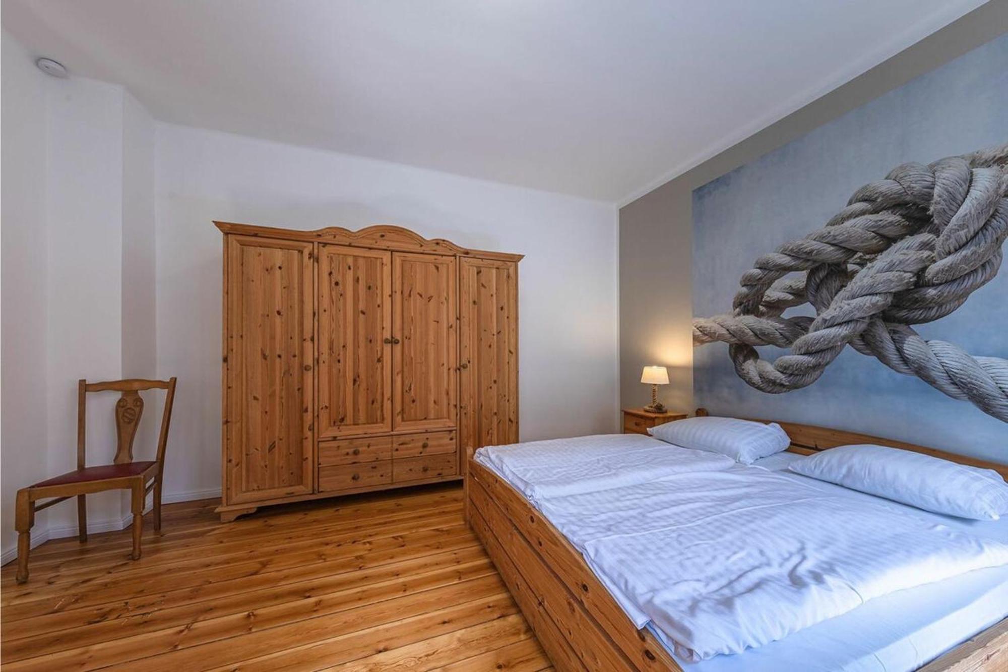 Hafenhaus Bootsquartier Apartment Варен Екстериор снимка